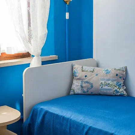 Stefania Hotel 3*